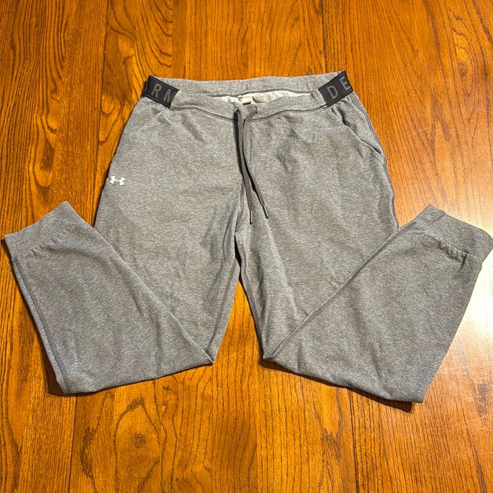 Women Under Armour joggers